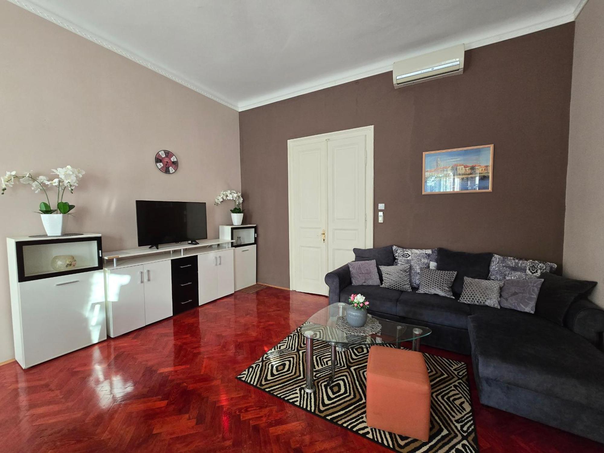 Apartman Prvi Red Do Mora ซริกเวนิซา ภายนอก รูปภาพ