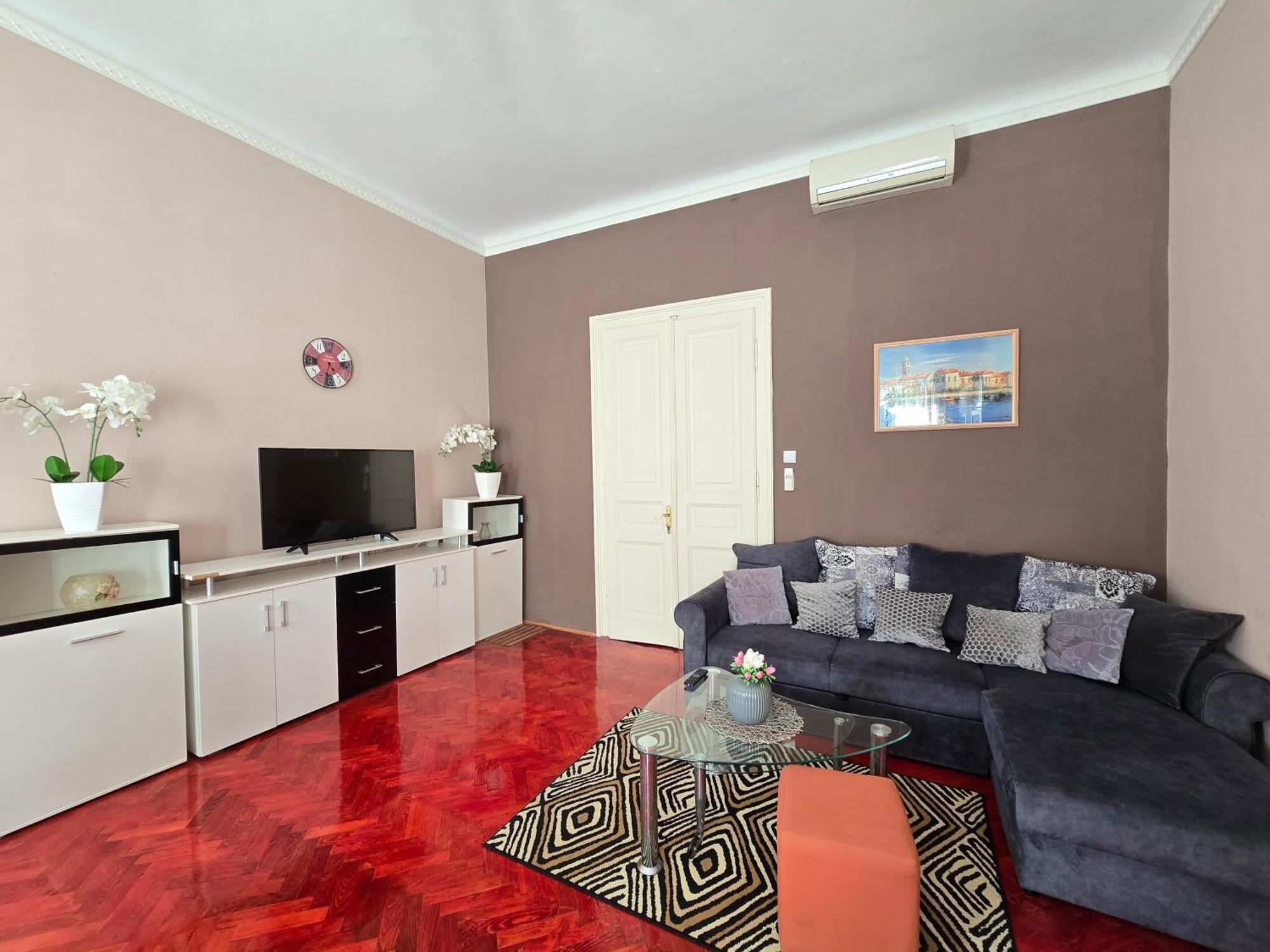 Apartman Prvi Red Do Mora ซริกเวนิซา ภายนอก รูปภาพ